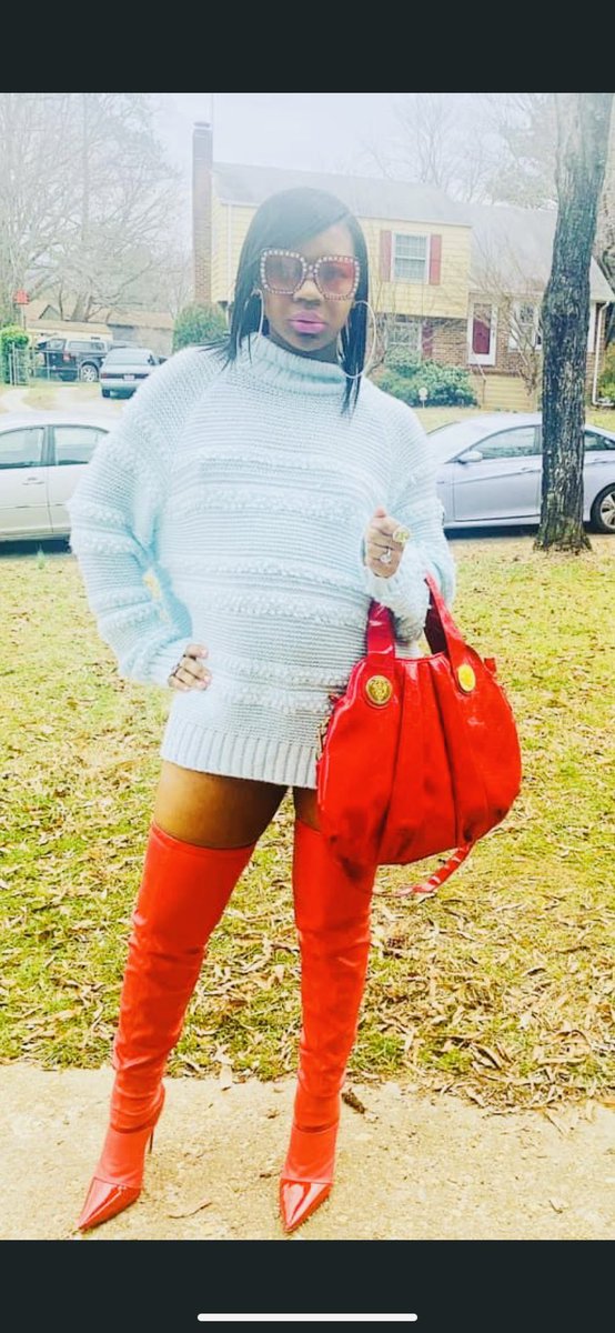 fashion_ill's tweet image. #tbt follow me on instagram @blackchanel8 #bagplug #bagoftheday #nycfashion #womenwithstyle #theitbag