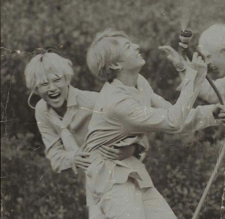taehyung and jungkook at tae's lake house backyard (France, 1958)