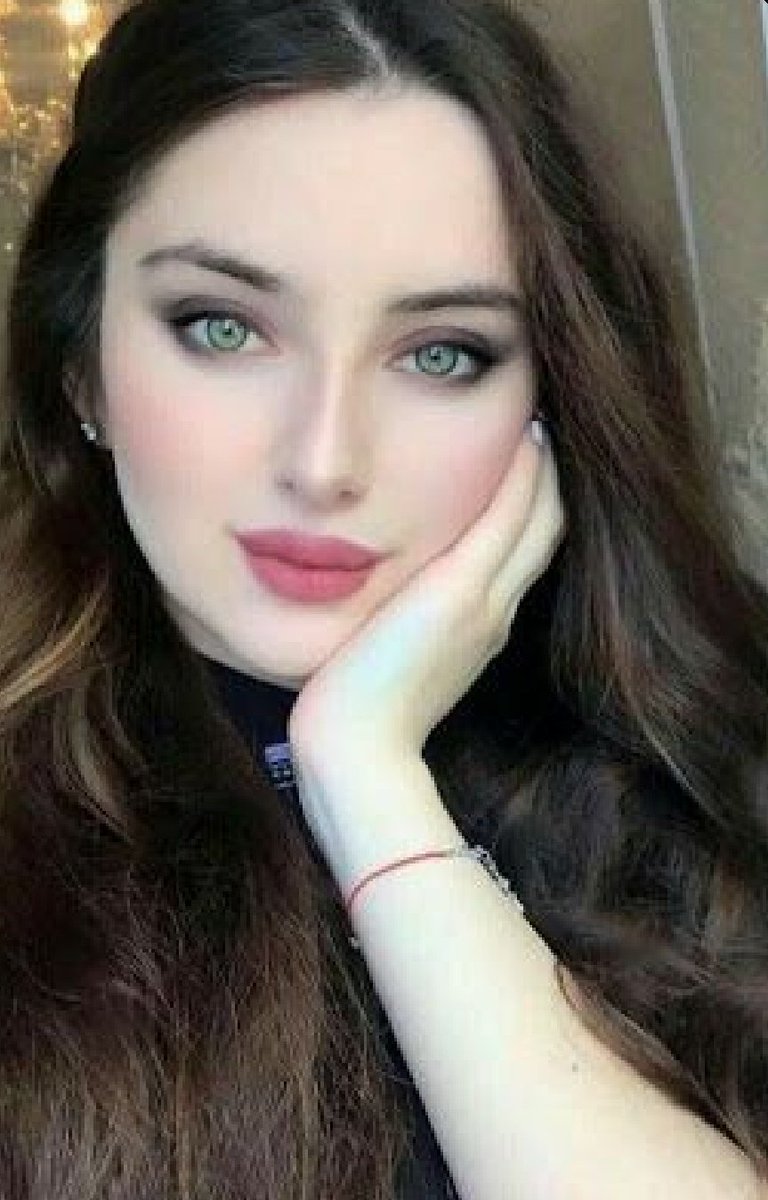 يغلق بابا بحكمته
ويفتح بابا برحمته
مساء الانوار على اعز الحبايب