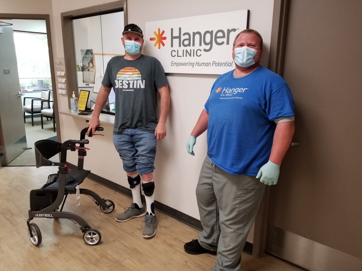HangerNews's tweet photo. Shout-out to Justin Pryor who was fit in June with dual #SpryStep Vector AFOs (ankle-foot orthoses) by his #HangerClinic orthotist Scott Kennedy in Overland Park, KS, giving him the stability to excel in his work as a mechanic and become more active with his wife and children. π§‘ https://t.co/iNMnSO5ulc