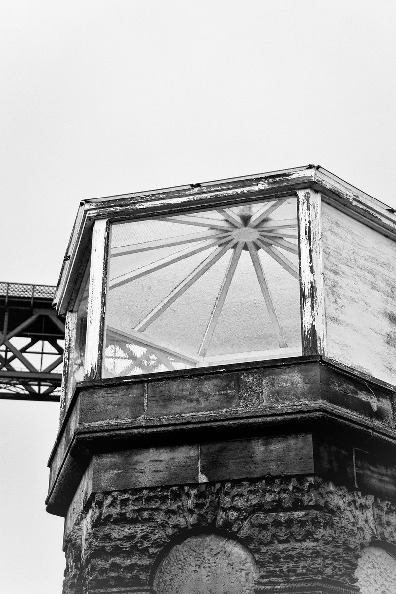 60. Lines

#365photochallenge #HawesPier #southqueensferry #edinburgh #scotland #lighthouse #ferry #crossing #bridge @unesco #worldheritagesite #forthrailbridge #scotlandphotography