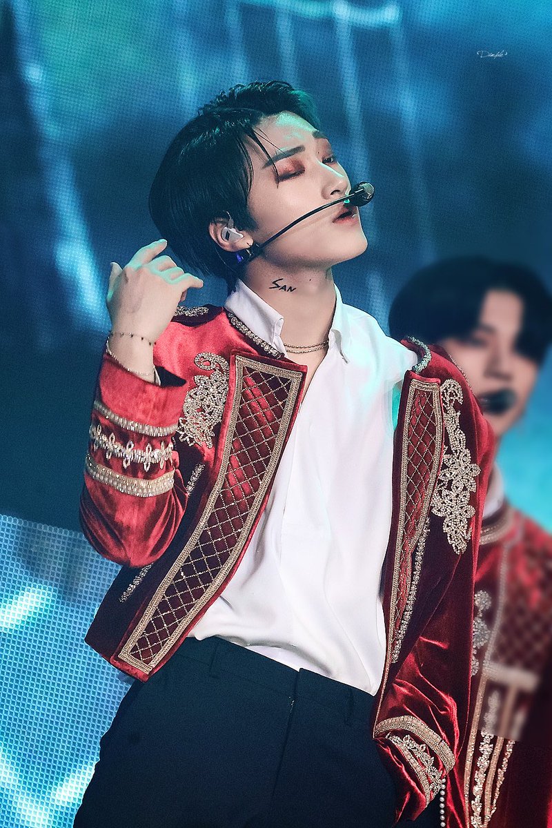 a thread of san but he grows up as you keep scrolling ♡︎