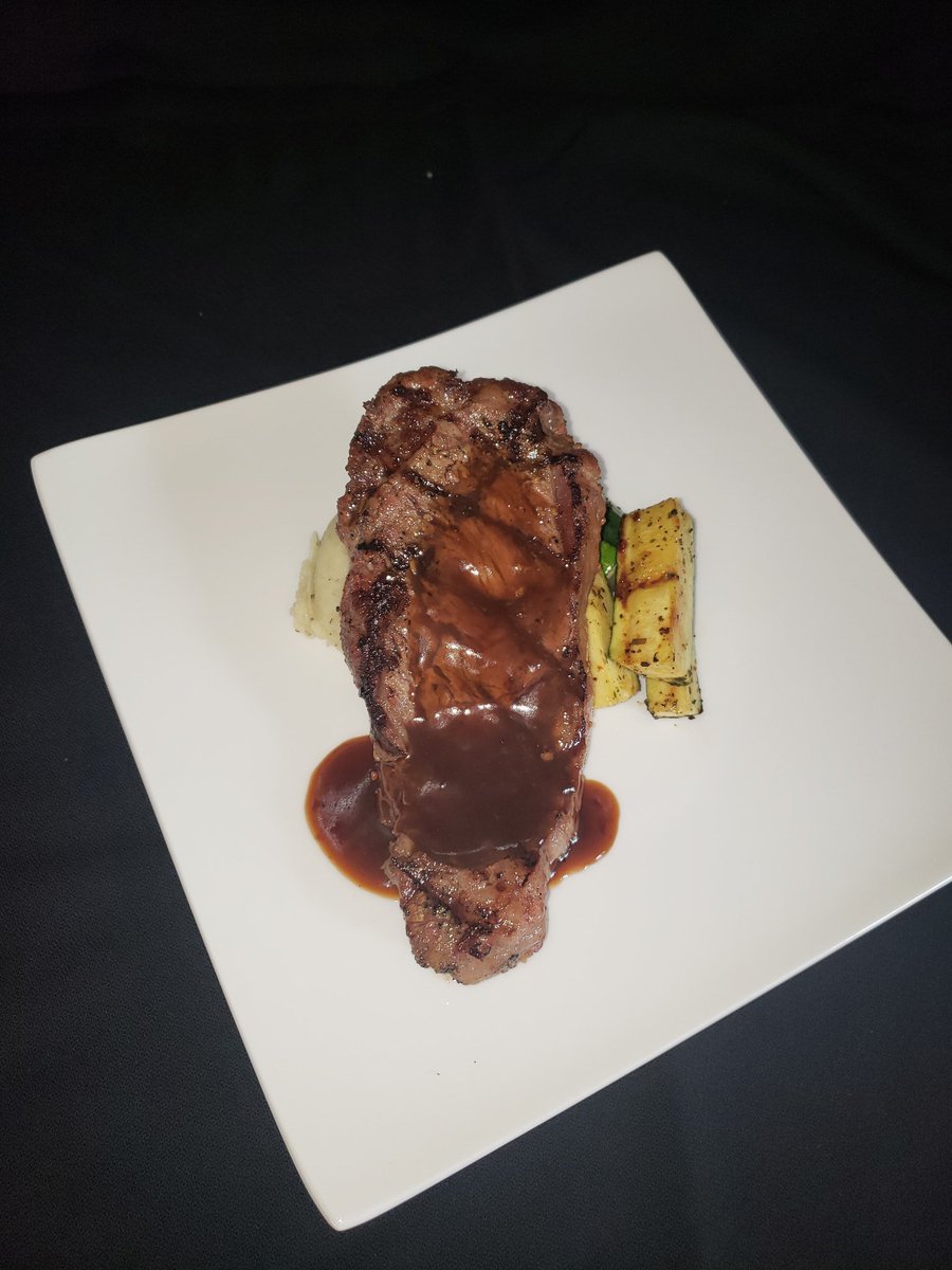 PamsKitCatering's tweet photo. New York Strip https://t.co/atIpPHa8ua
