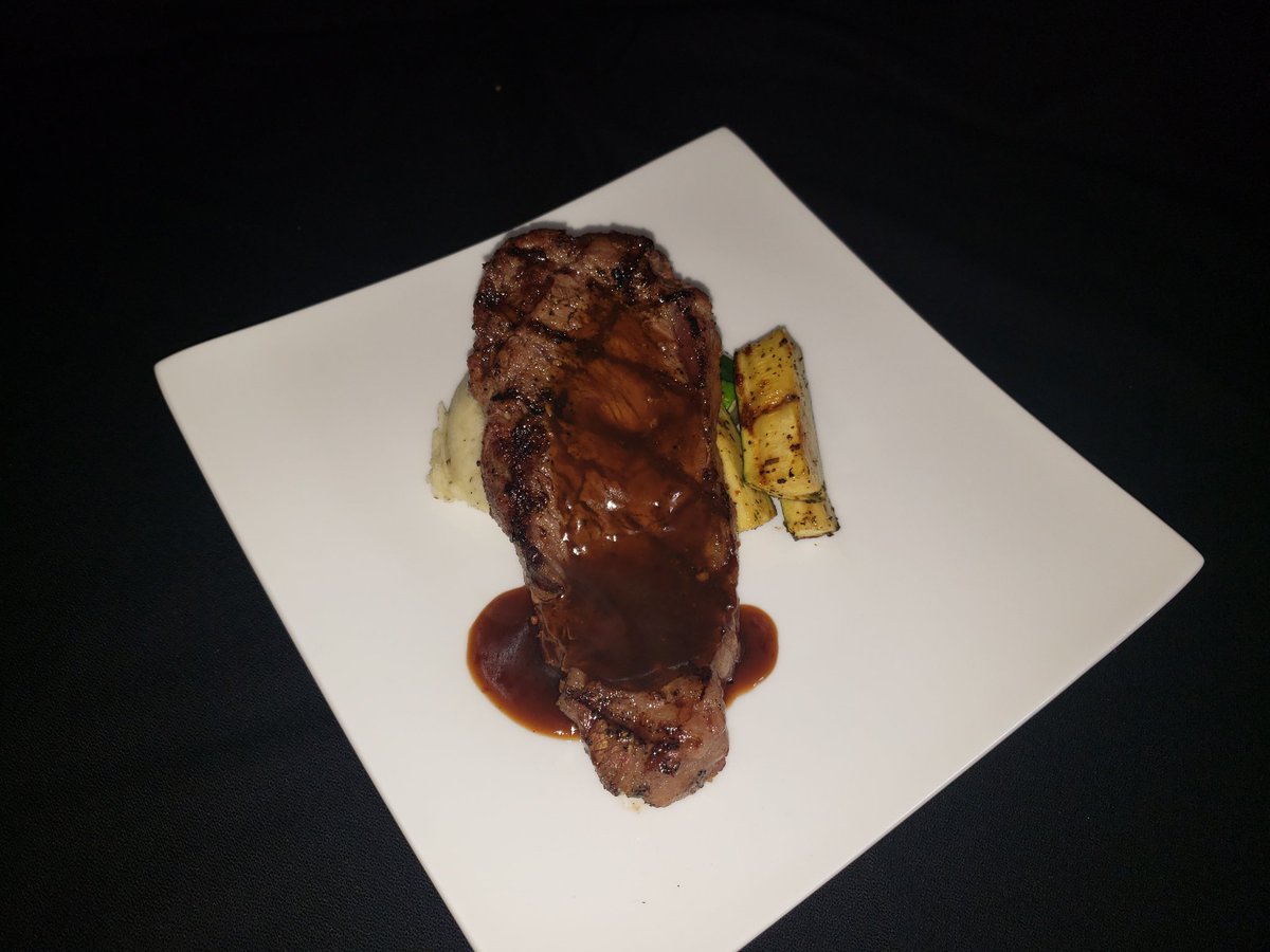 PamsKitCatering's tweet photo. New York Strip https://t.co/atIpPHa8ua
