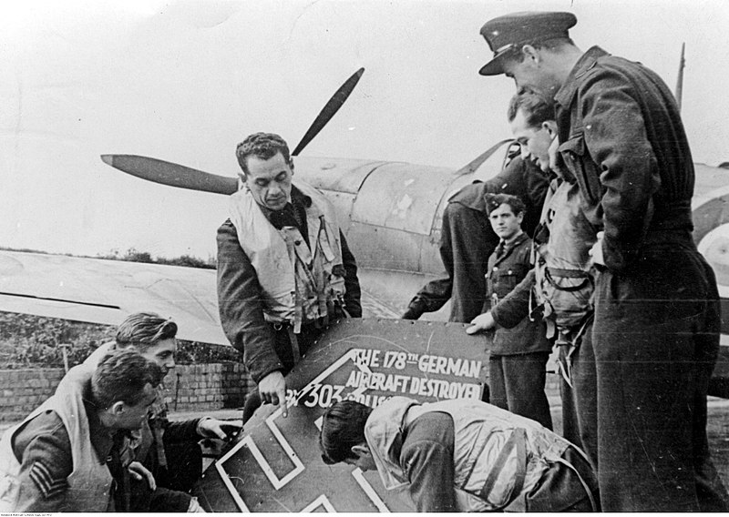 HistoryHitWW2's tweet photo. Despite only joining midway through, No.303 squadron would make the highest victory claims in the entire Battle of Britain, shooting down 126 German fighter plans in just 42 days https://t.co/paToBPPKq1