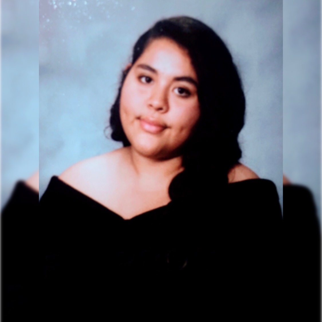 LACityParks's tweet photo. Shoutout to Paola Duron 🌸👩‍🎓 from our #ClassParksTeenProgram at Valley Plaza Recreation Center. Paola graduated from North Hollywood High School!🥳 
We know you’re gonna do amazing things as you continue your studies at @csunorthridge!🎉🎓#ParkProudLA https://t.co/bXoMsxbzP0