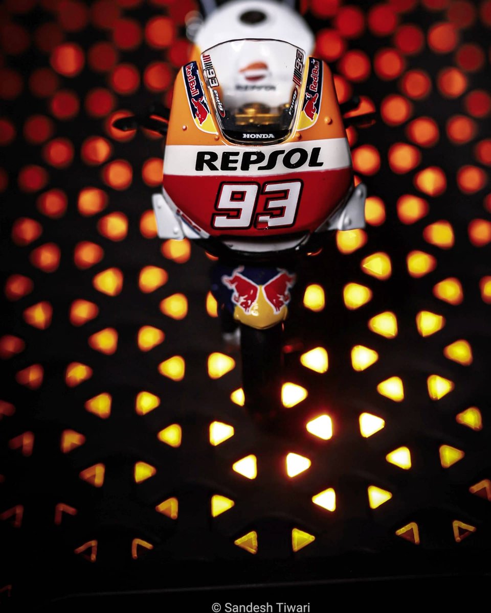 Wild_Spirit99's tweet photo. The drama, adrenaline and emotion are back! ❤️
#motogpisback
#motography #motogp #valentinorossi #vr46 #ducatiindia #dovi04 #mm93 #marcmarquez93 #motogpindia #ducatiindia #automobilephotography #repsolhonda
@ValeYellow46
@marcmarquez93 
@AndreaDovizioso 
@MotoGP 
@DucatiMotor https://t.co/Xa8UVn4gy9
