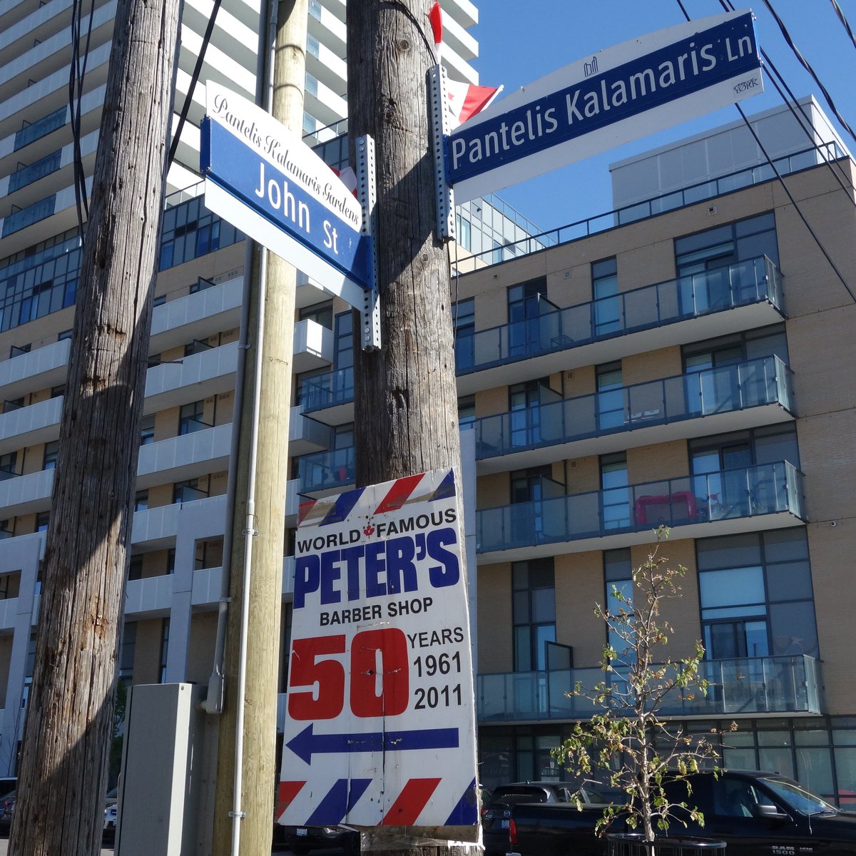 toronto_barber's tweet photo. Find me in Weston, Toronto. Corner of John St and Pantelis Kalamaris Lane
#worldfamous #barbershop #barbernearme #peterthebarber #petersbarbershop #weston #toronto #torontobarber #westonbia #westonvillage #westonvillagebia #barber #legend #worldfamouspetersbarbershopandmuseum https://t.co/YqURq42mrf