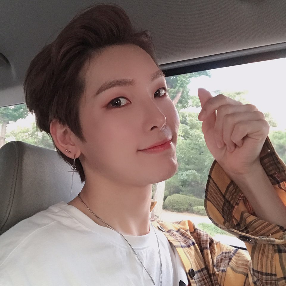 ElastBrazil's tweet photo. [OFICIAL] 09.07.2020 - Atualização no Twitter e Instagram Oficial do grupo

"Pessoal, vocês se lembram?
Na nossa Live 'Dance Time'!
1 milhão de corações ❤ conseguidos com sucesso! 💕
E'LAST Relay Dance, será lançado no YouTube, hoje às 00:00hrs (KST)"

#ELAST #1MonthWithELAST https://t.co/UohKqpUVts