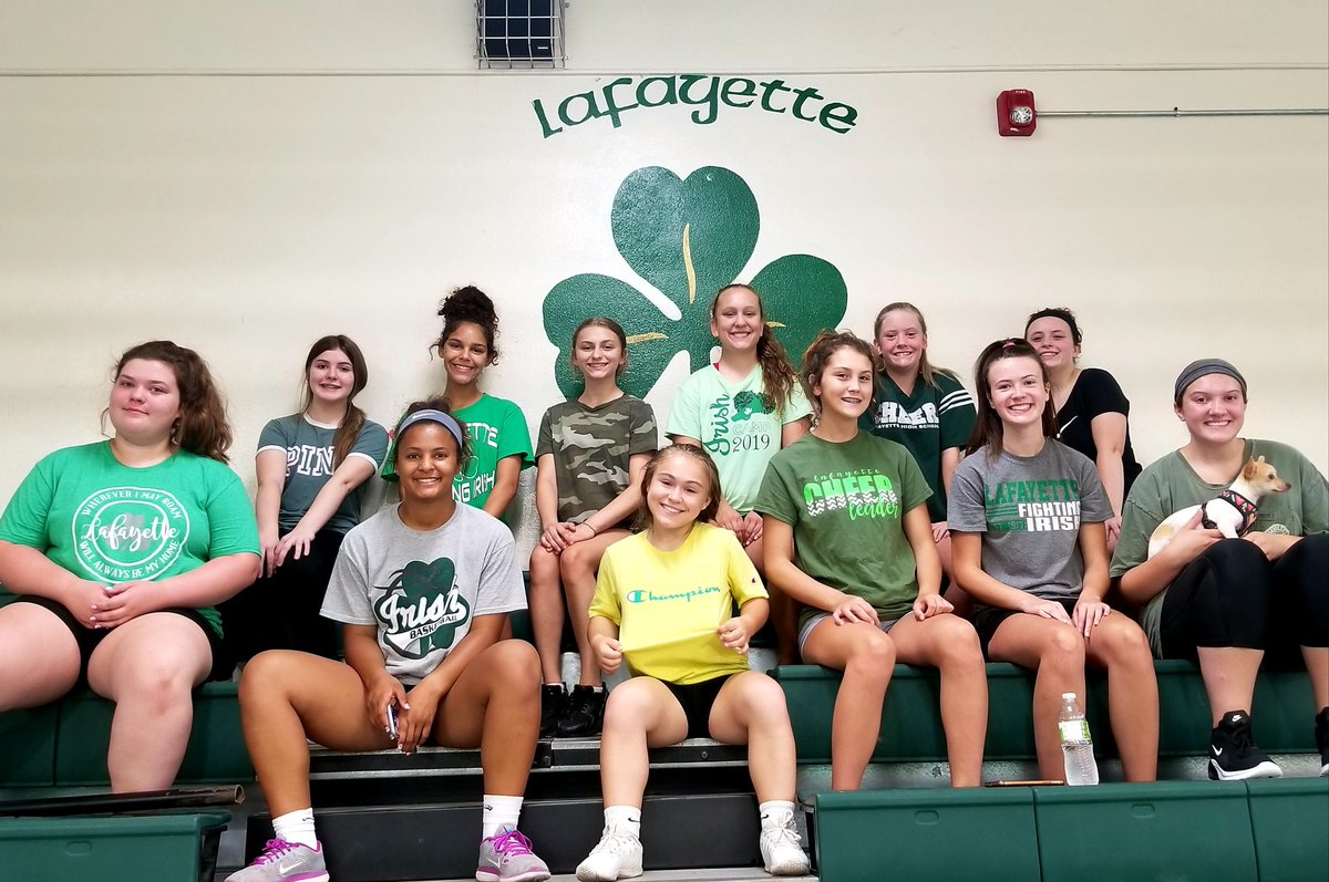 Irish Cheer tweet media