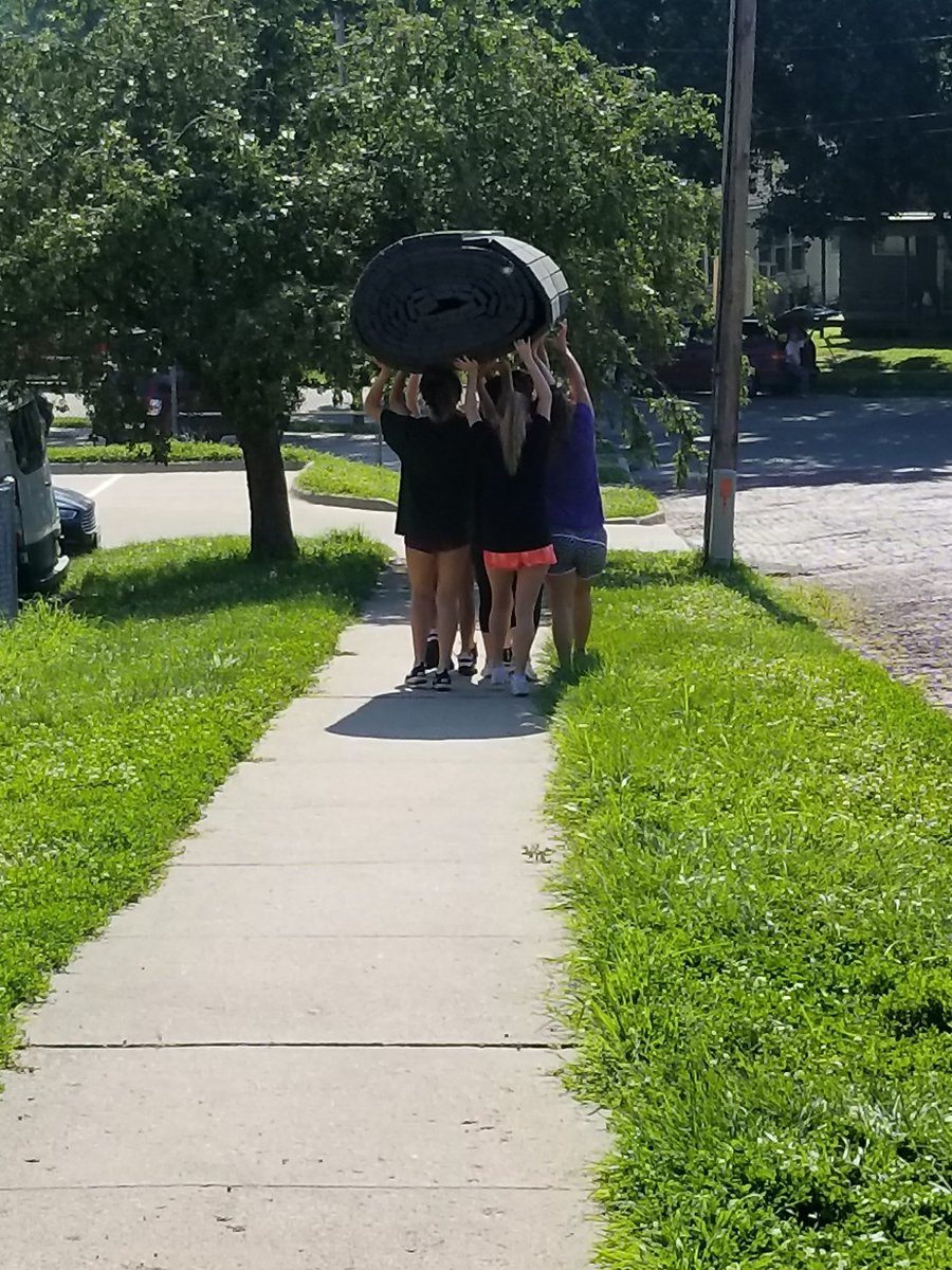 Irish Cheer tweet media