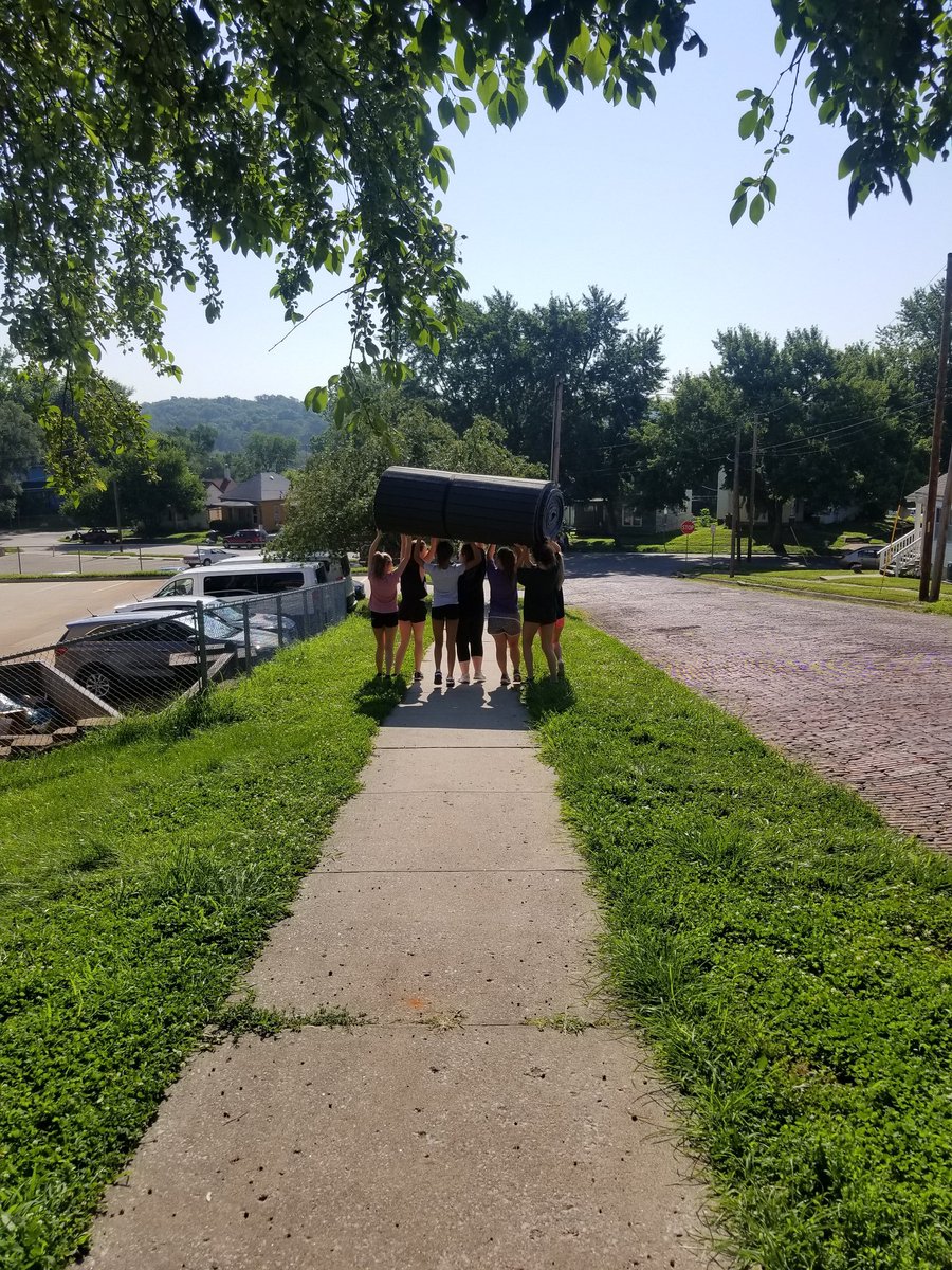 Irish Cheer tweet media