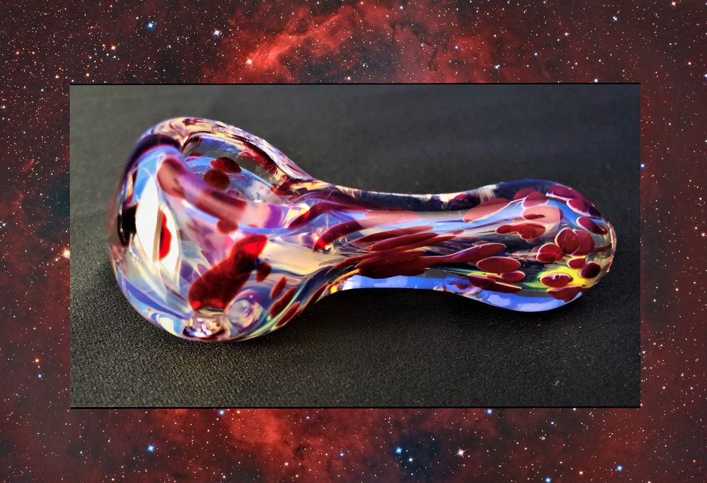 ChroniclesGwp's tweet photo. π€©Red lava glass pipeπ€©π―π₯π―
#gwpchronicles #pipes #glasspipe #glasslife https://t.co/Qp9zG6UBtr