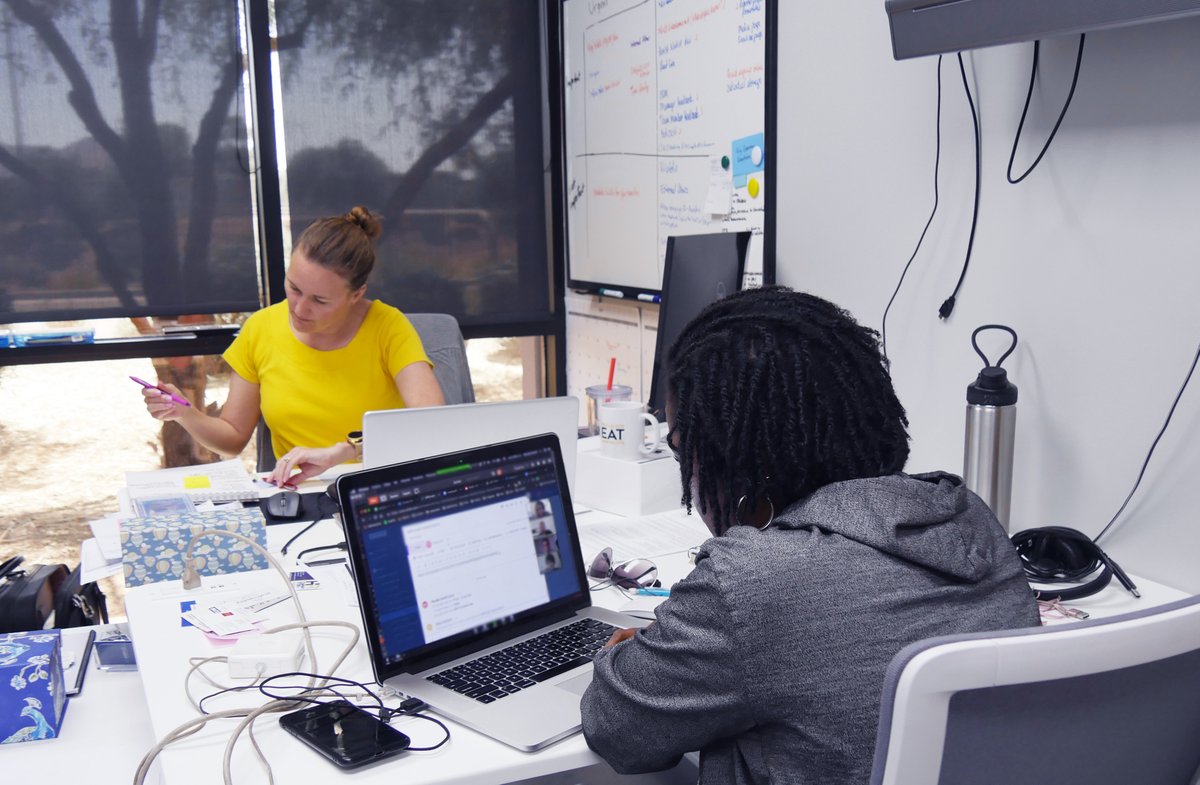 Summer special 🔥 Private offices $500 for the first month with a 6-month agreement. Limited quantity available, email info@azcowork.com or call 480-630-5814 to reserve yours today! 🙌🏻 #yesPHX #coworkingspace #scottsdale #startuplife #localfirstaz #coworkingphoenix