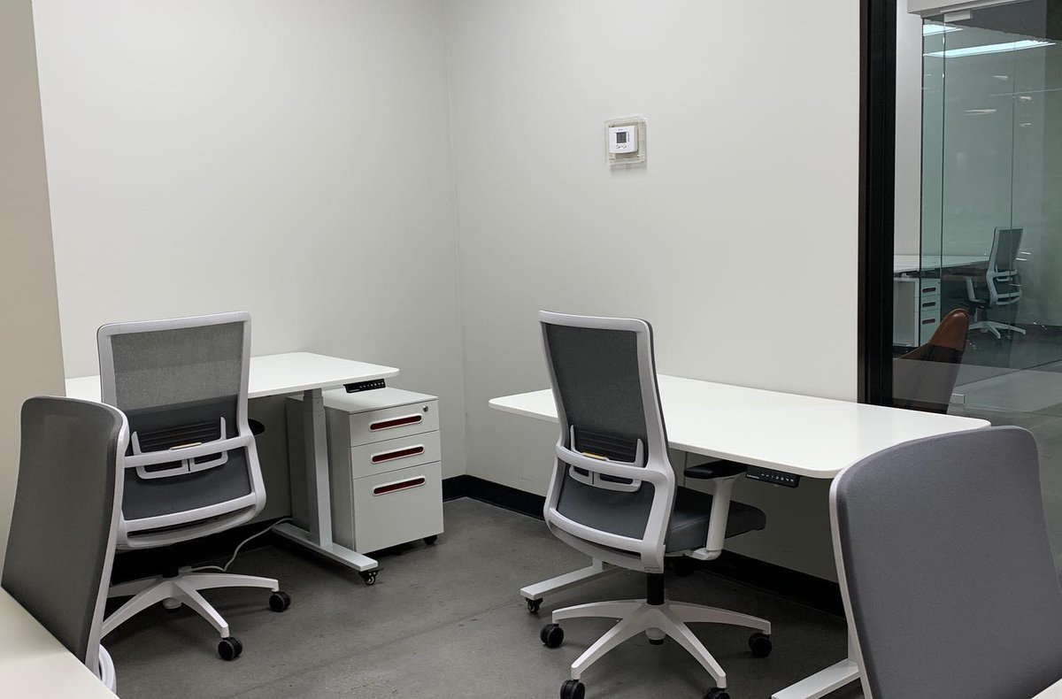 AZ CoWork tweet media