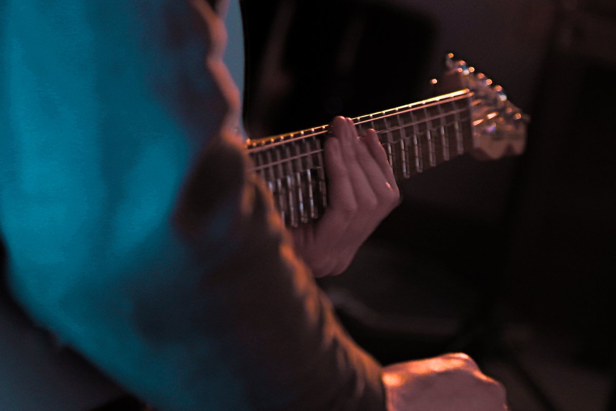 𝐒𝐄𝐏𝐓𝐄𝐌𝐁𝐄𝐑 𝐒𝐓𝐎𝐑𝐈𝐄𝐒 tweet media