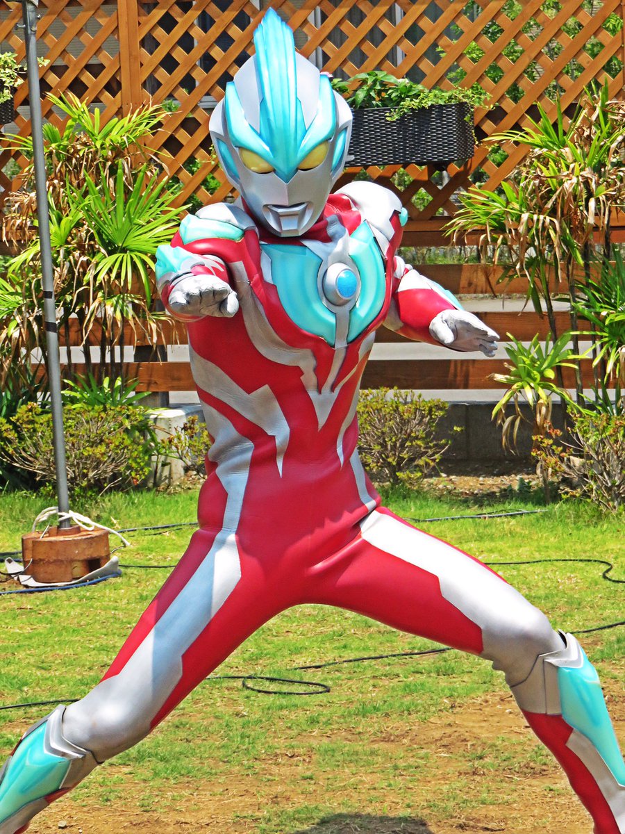 【新世代ヒーローウルトラマンギンガ 1/1 フルスーツ コスプレ 着用可能 特撮 新世代ヒーローウルトラマンギンガ 1/1 フルスーツ コスプレ 着用可能