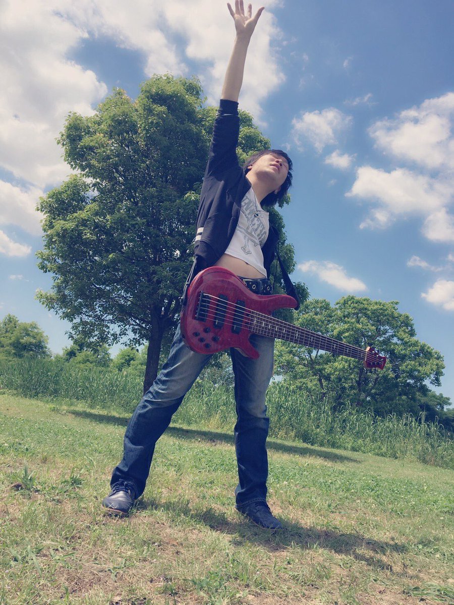 inmagi0510's tweet photo. 他人事やのに自分事のように喜んでくれる仲間がいて、背中を押してくれて、励ましてくれて、信じてくれて、ほんとにありがとう！

色んな人の協力、後押しがあってまた新たな世界へ突き進めそうです！

インマジ☆は支えられて大きくなってきたから、きっとこれからもそれは変わらない！

ありがとう！ https://t.co/g55QOpuSKY