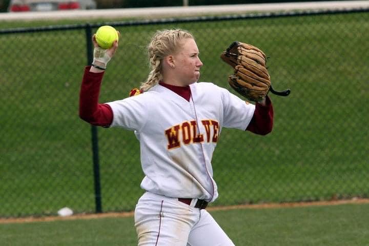 NSUWolves_SB's tweet photo. Today’s #TBT features our NSU Assistant AD for Communications- @AGauer08! Ashley played CF for the Wolves from 2009-2012.

#GoWolves | #GoldStandard https://t.co/aIG30F45tN