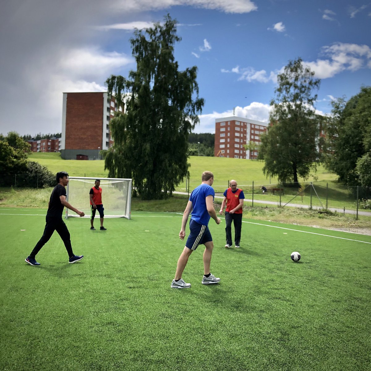 GIFSonson's tweet photo. @GIFSundsvall #gåfotboll #nacksta #campmitthem https://t.co/L1KcsVfvFk