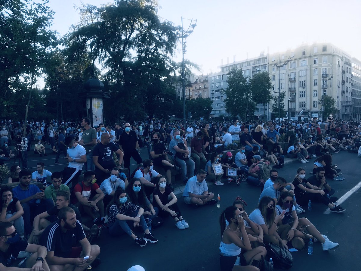 demokrate's tweet image. Protest - Beograd (9.7.2020)
@ZoranLutovac @draganarakich @DusanKosta #protest2020 #Beograd