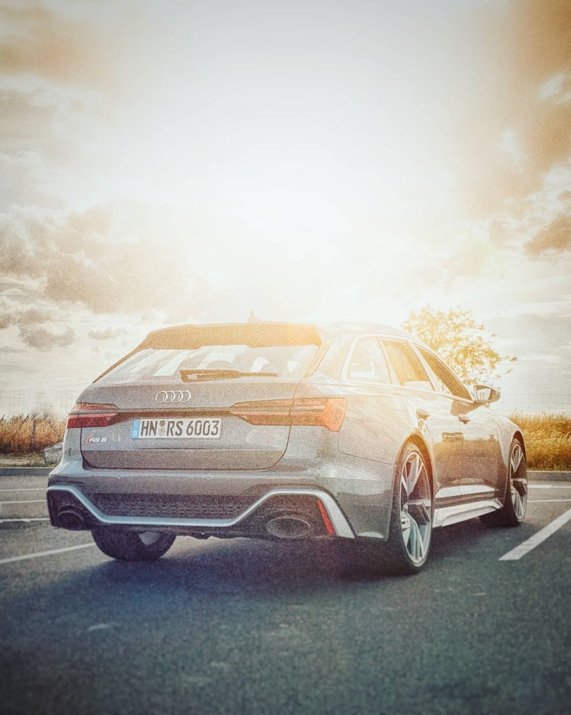 autogefuehl's tweet photo. Today we left Germany again to shot the Peugeot 308 in france. On our side the Audi RS6 Avant. Can you imagen a better travel companion? 😋
#ad #anzeige #audirs6 #audirs6avant #rs6 #rs6avant #audilover #audilovers #audiloverr #audilove #audilovers❤️ #audiclub #audifan #audif… https://t.co/e7MMoyEG4C