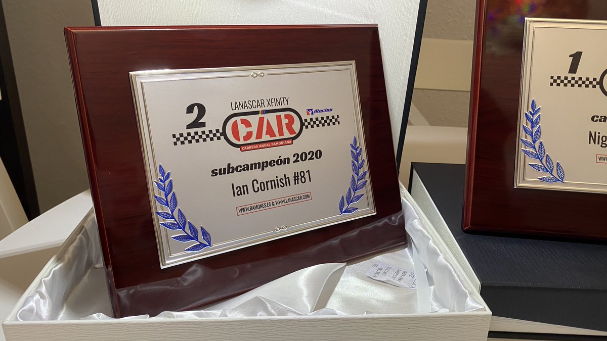 mrock60ramones's tweet photo. Pues ya están los trofeos de LANASCAR Xfinity #CAR 2020 listos para salir a su destino. ¡Vaya podio! Nigel de Jong, Ian Cornish y Jorge Avilés @PAPETE_MAD. La Carrera Anual Ramoniana ha llegado para quedarse. @iRacing_es @SimRacer_es @ichigosan2008  I ❤️#NASCAR en @iRacing https://t.co/vcB55mFDx1