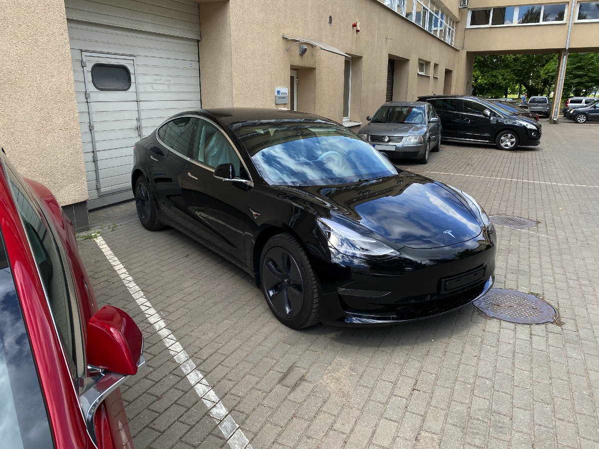 ElectricWheels_'s tweet photo. Šiandien 2020.07.09 – mums suėjo 10 Tesla elektromobilių! 😁 https://t.co/1AQy80aQTD