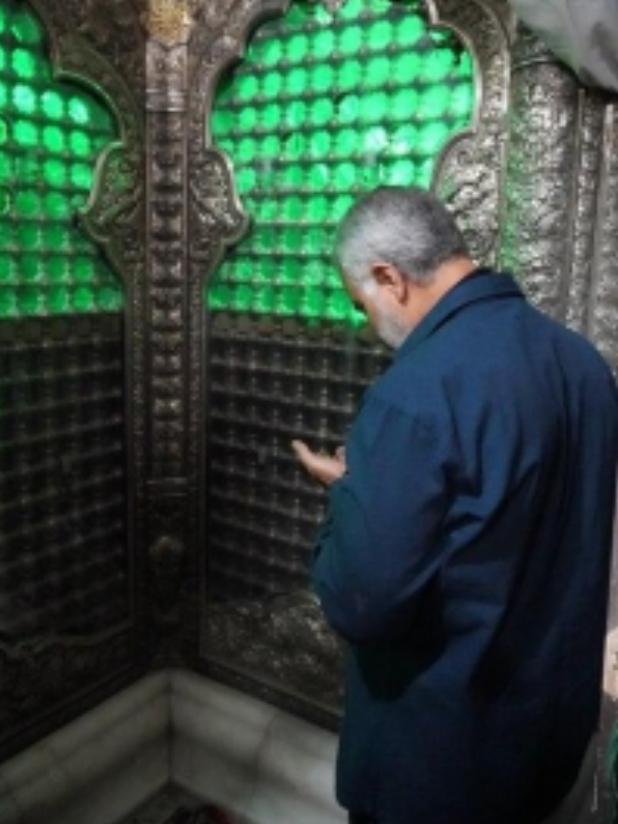 Ma_Vesal's tweet photo. قنوت وتر...سحر...در جوار شش‌ گوشه
طبیب  حاذق   درد  غریب   بعضی  ها

نصیب همچو منی مهر تربت و حسرت
برات کرب و بلا هی، نصیب بعضی ها!

#قرار_عاشقی
#شب_زیارتی
#سردار_دل‌ها https://t.co/yijiGWL0Ms