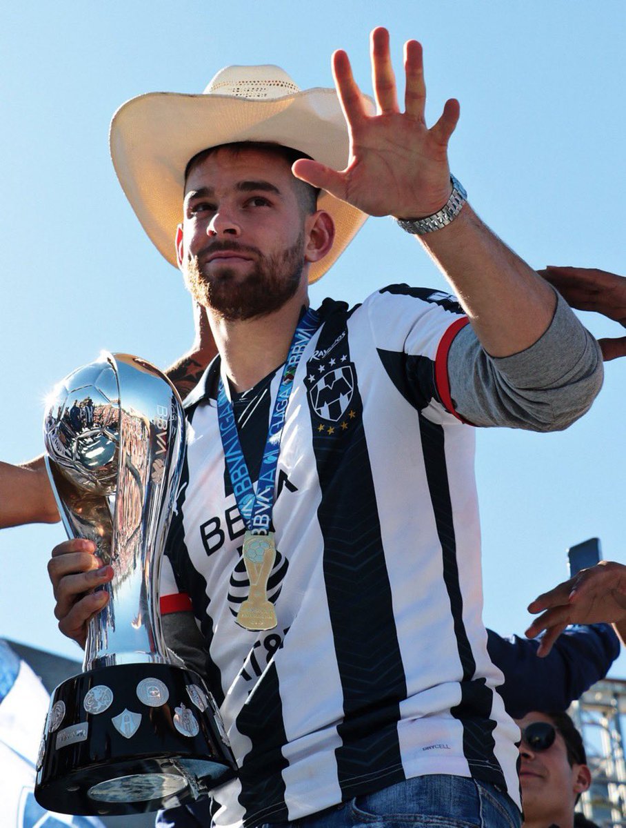 zonarayada's tweet photo. Comparte este Vincent Janssen para que nuestro 🐃 no se vaya 🥺

#ArribaElMonterrey Ⓜ️ https://t.co/6sOE5ju7lm