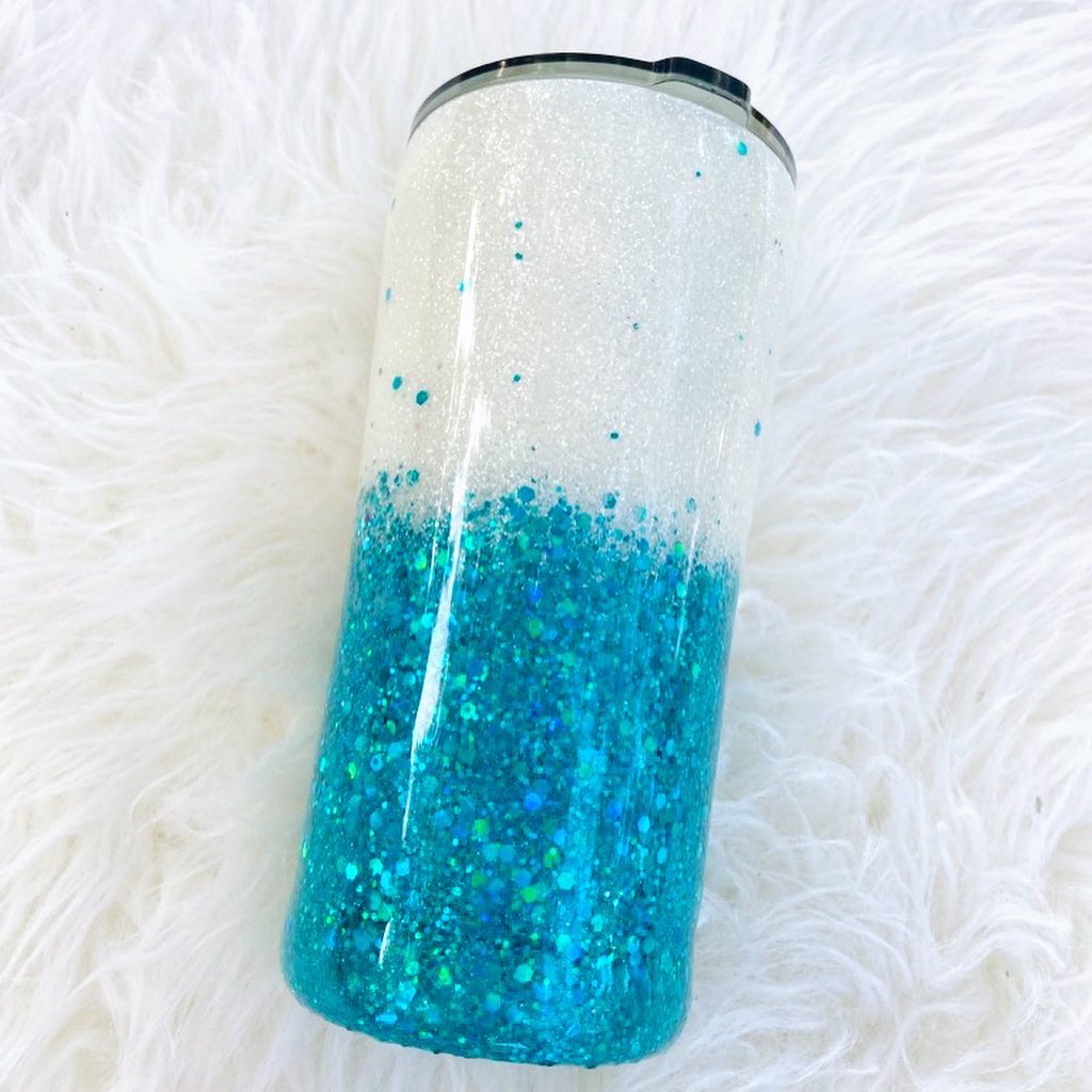 CheysCups's tweet photo. $25- Country Roads Take Me Home💙
READY TO SELL and available for pickup or shipping. Message me if you’re interested!
#tumblercups #customepoxytumblers #epoxytumblers #customcups #cheyscups https://t.co/sYAIDvLj15