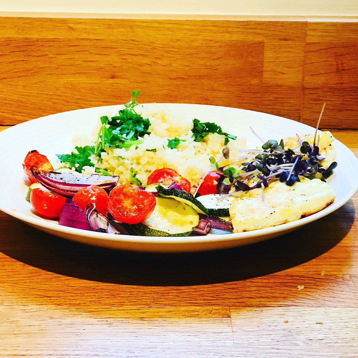 Dinner tonight courtesy of <a href="/goustocooking/">Gousto</a>! Herby Bulgur, roasted veg and pan fried Halloumi given a kick with our radish Microgreens 🌱 #Microgreens #microgreenfarmer #vegetarian #vegetarianrecipes #gousto #healthyfood #nutrientdense #radishmicrogreens #supper #guostocooking