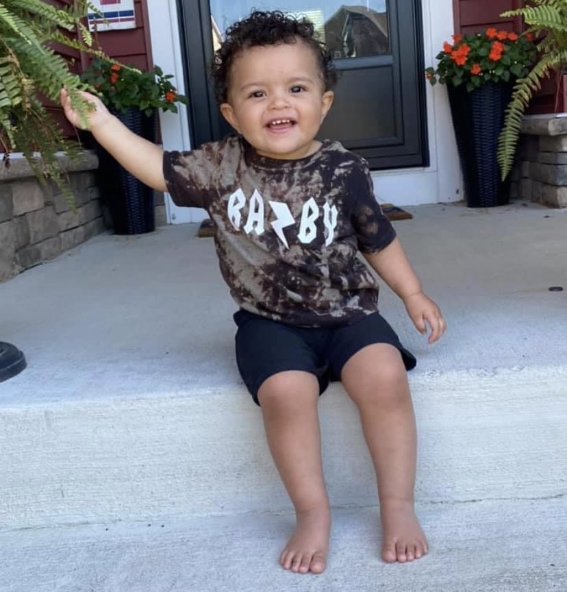 ModernMamasShop's tweet image. How cute is this baby boy in his tee 😍