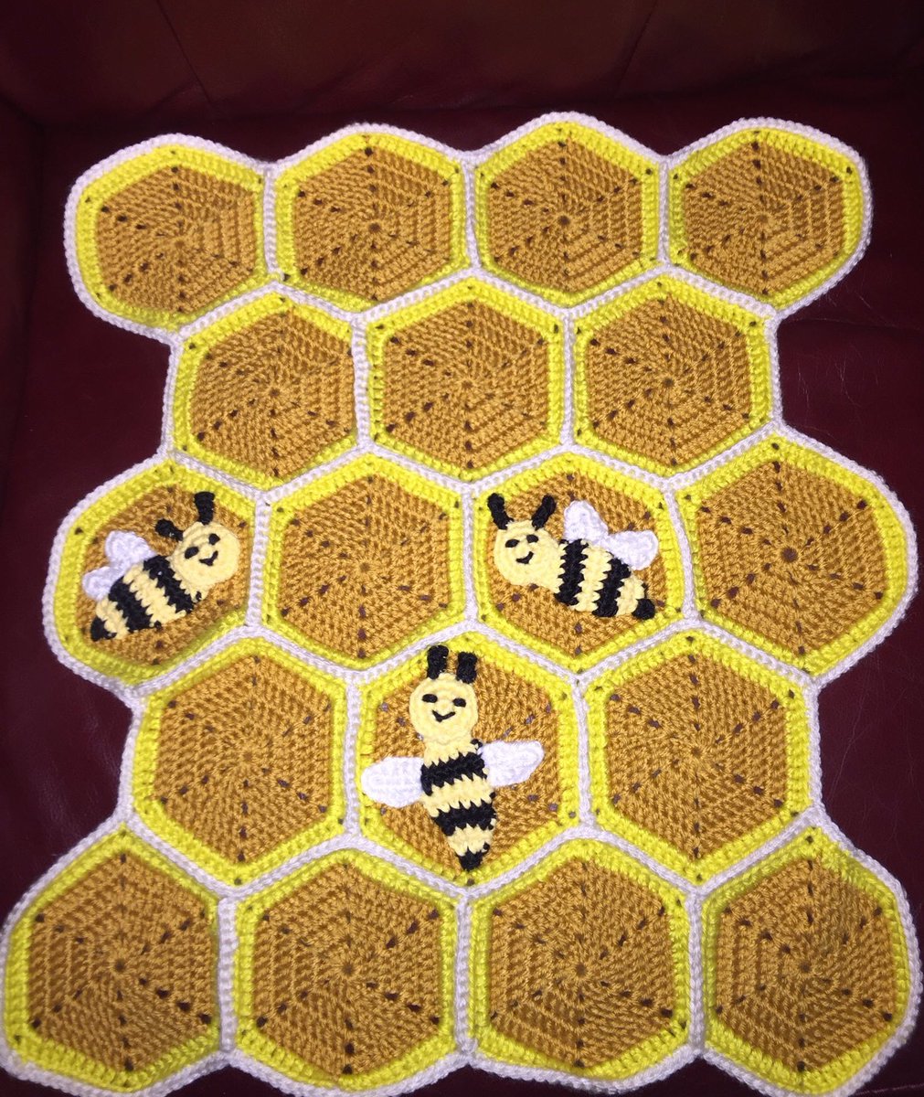 SewCrochet22's tweet photo. Crochet baby blankets available at  https://t.co/jXCDp8PbHZ #CraftBizParty https://t.co/I9N2KrKuSQ