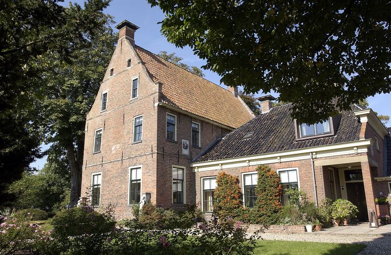 Beste mensen,

We zijn op zoek naar gastmensen voor in de bediening op de Piloersemaborg, V/M kan voor 1,2,3,4 of 5 dagen in de week graag met ervaring ?
Stuur je sollicitatie en CV naar info@piloersema.nl 
Voor meer info zie ook piloersema.nl

Retweet is aardig !!