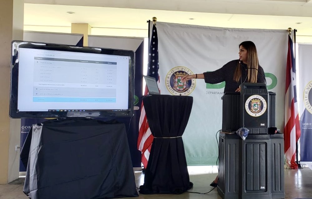 recreaydeportes's tweet photo. Nuestra secretaria @aspares presentó el portal #ElMarcador en donde las entidades deportivas e individuos que reciben fondos o donativos por parte del #DRD deben registrarse.  

Para conocer más sobre el portal visita https://t.co/cIOEQv5UmG bajo la pestaña ElMARCADOR https://t.co/j4pP5qstW0