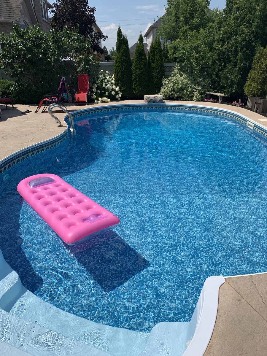 Whit413's tweet photo. It’s that time. Swim time!! https://t.co/yhjkxZZoaX
