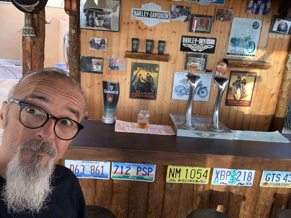 destructor1963's tweet photo. Hoy terminé mi bar motero, esta noche entro en Gt a buscar uno https://t.co/bBZ3pyZMkP