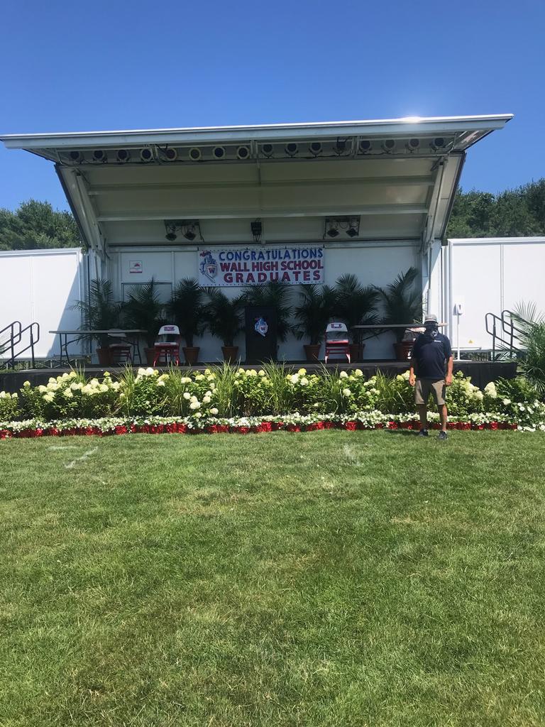 Thank you Barlow's for donating the flowers for our graduation. #weappreciateit #wallgraduates #classof2020