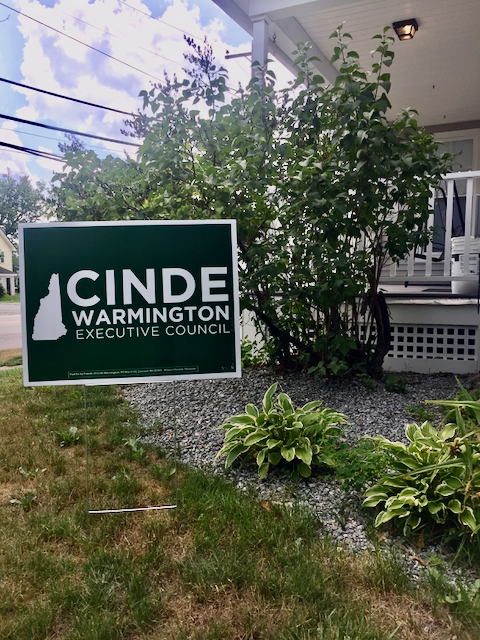 CindeWarmington's tweet photo. 🚨 Yard signs are in! 🚨
We're excited to get them to you in a contact-free way that keeps everyone healthy. Request a sign: https://t.co/5XvEVBUFrT
#nhpolitics #livefreevoteblue https://t.co/1sU3nBelkE