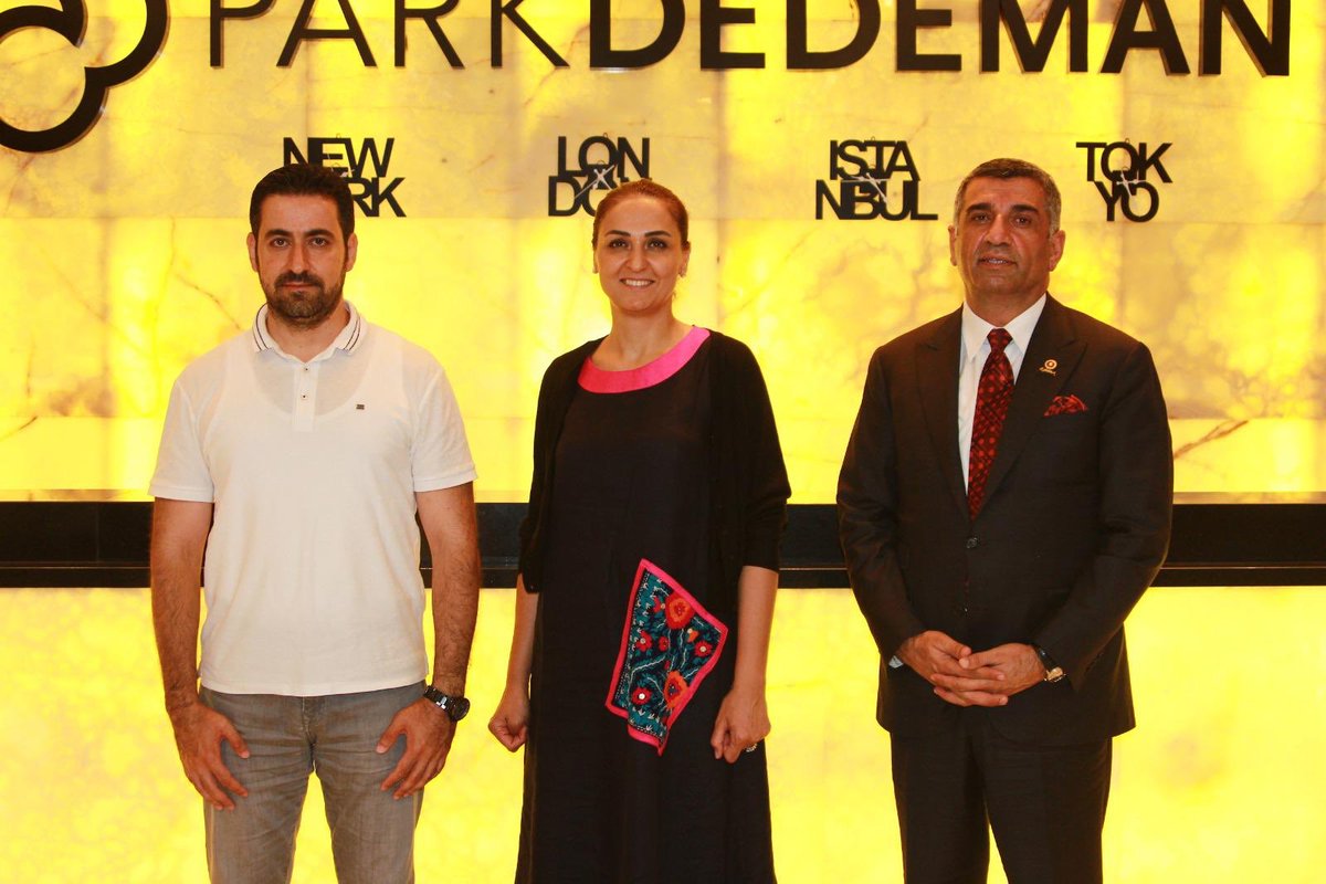 gursel erol a twitter park dedeman elazig otel sahibi degerli dostum ahmet ballica ve kiymetli esi evren ballica hanimefendiyi ziyaret ederek guzel bir aksam sohbeti gerceklestirdik ballica ailesine gostermis olduklari misafirperverliklerinden dolayi