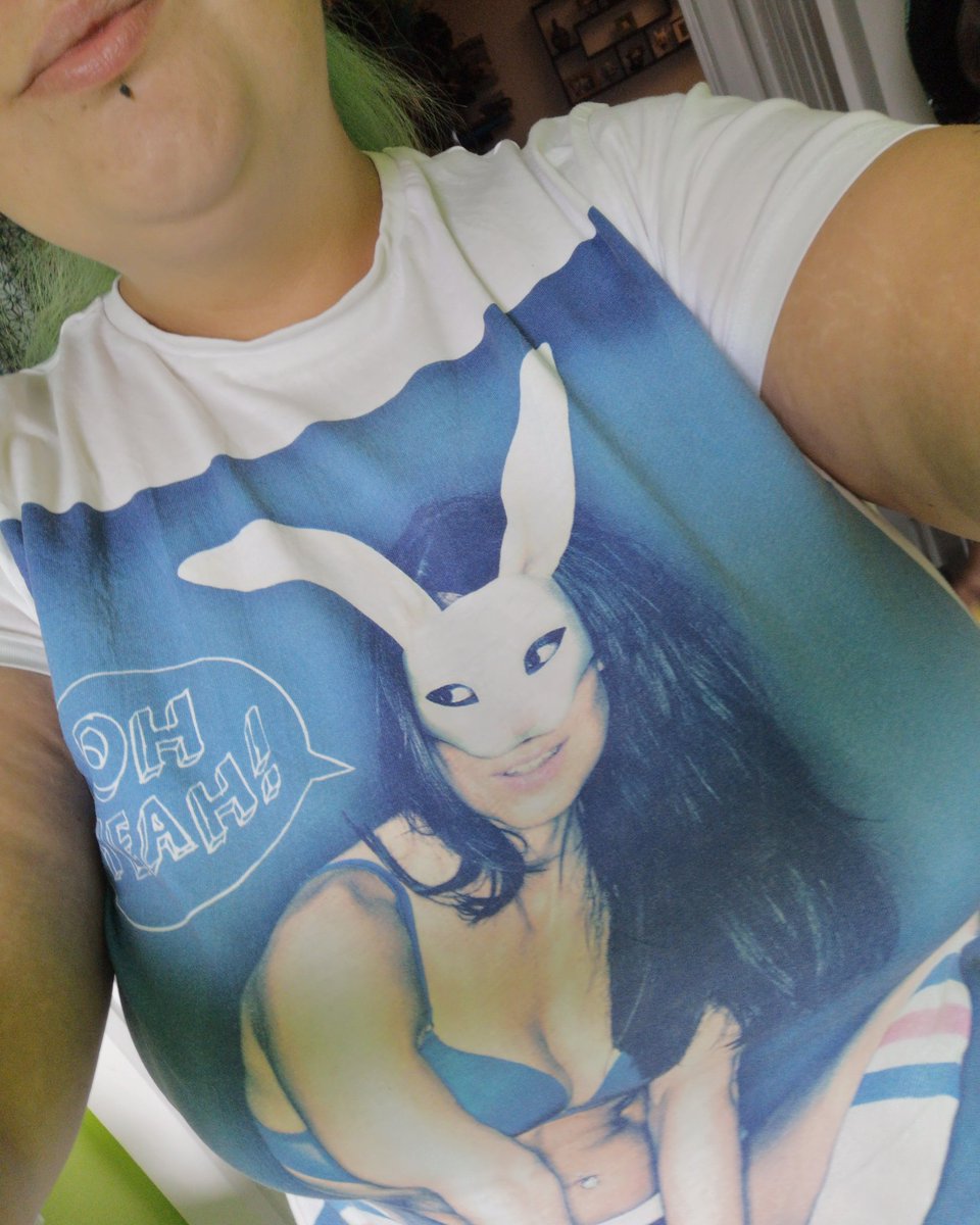 Beffanny2's tweet photo. Boobception.

#bluehair #greenhair #undercut #sideshave #shavedhead #tattoos #piercings #altgirl #alternative #gamer #gamergirl #nerd #nerdygirl #adorkable #adorable #biggirl #bbw #thicc #thiccthighs #thiccgirl #glasses https://t.co/dgfpnMQtUW