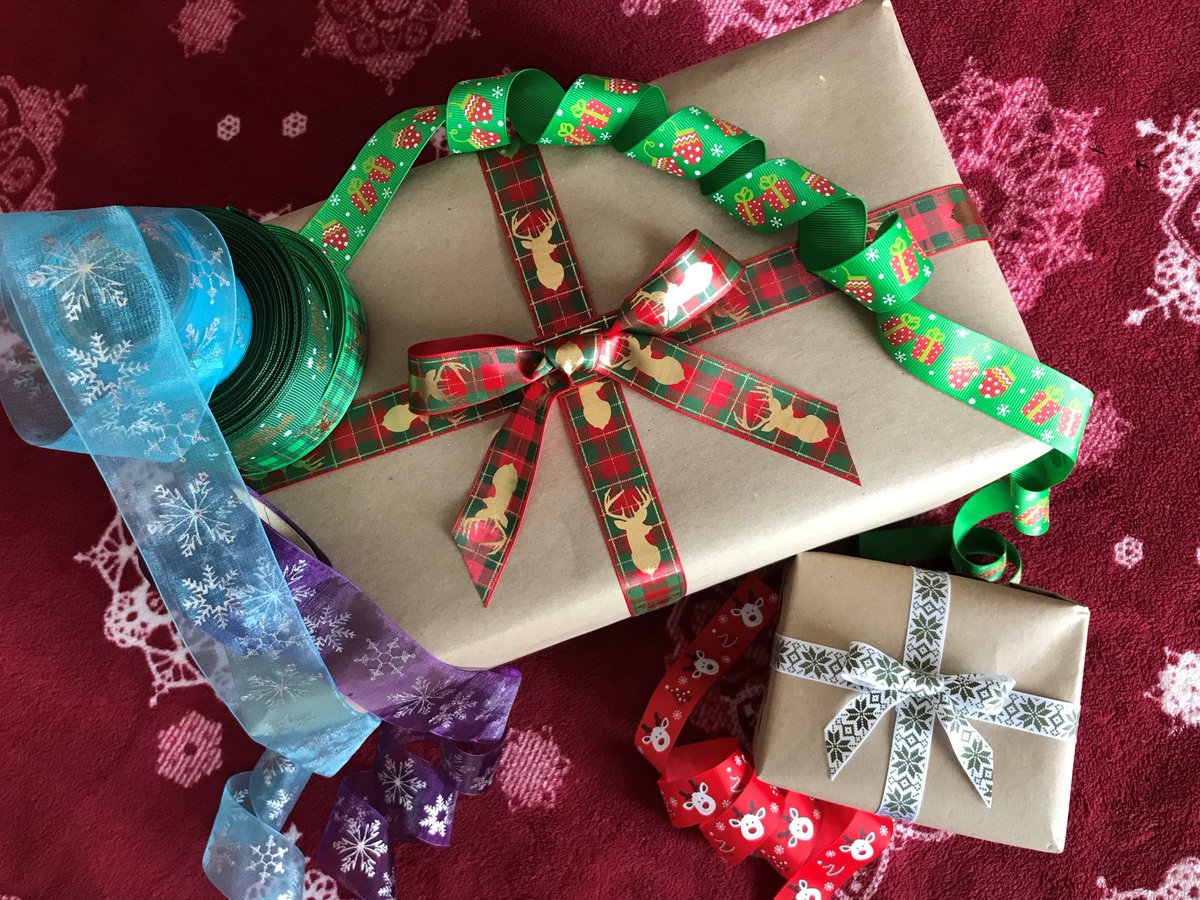 RibbonSignature's tweet photo. Evening all! We hope you're all well. As promised, our Christmas range is now live! https://t.co/zYEsfRcwcm  #northantshour #christmas https://t.co/Ce4AwOVMjA