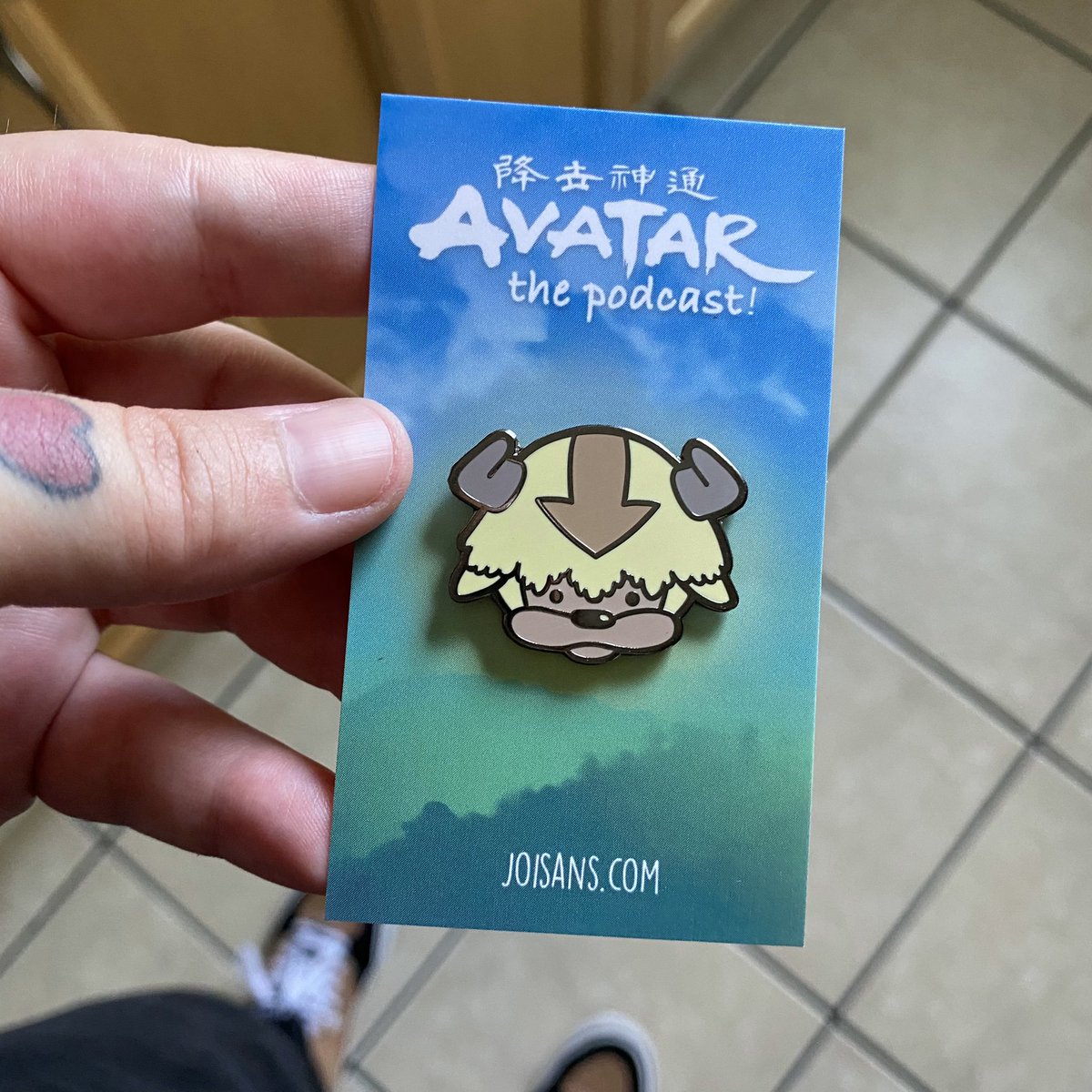 thecozyrogue's tweet image. This amazing and perfect pin from @JoisansStudio arrived today. The day I finished my first watch of Avatar! I adored the show and I adore this pin so much! Please go check out all the amazing pins they have!! And check out @PodcastAvatar 😊👍💜