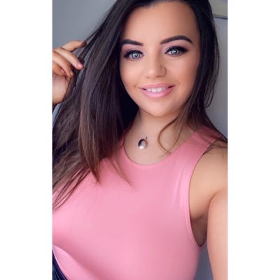 _laurendean's tweet photo. #NewProfilePic https://t.co/rvgA3XLU7s