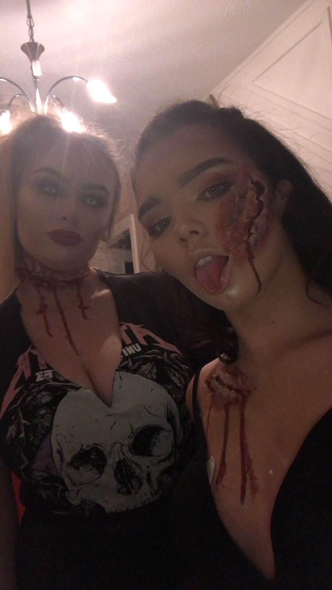 daynaxtx's tweet photo. I actually can’t explain how much Shannon has been my absolute rock the past few months. The support she’s given me everyday is amazing especially through the low days @ToalShannon ❤️I love you so much and thank you 🥺 https://t.co/BhLMpxEASj