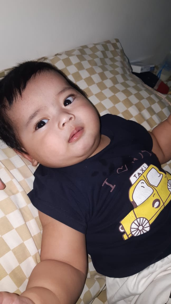 si ponakan makin hari makin mirip sama kai nya.. ❤️