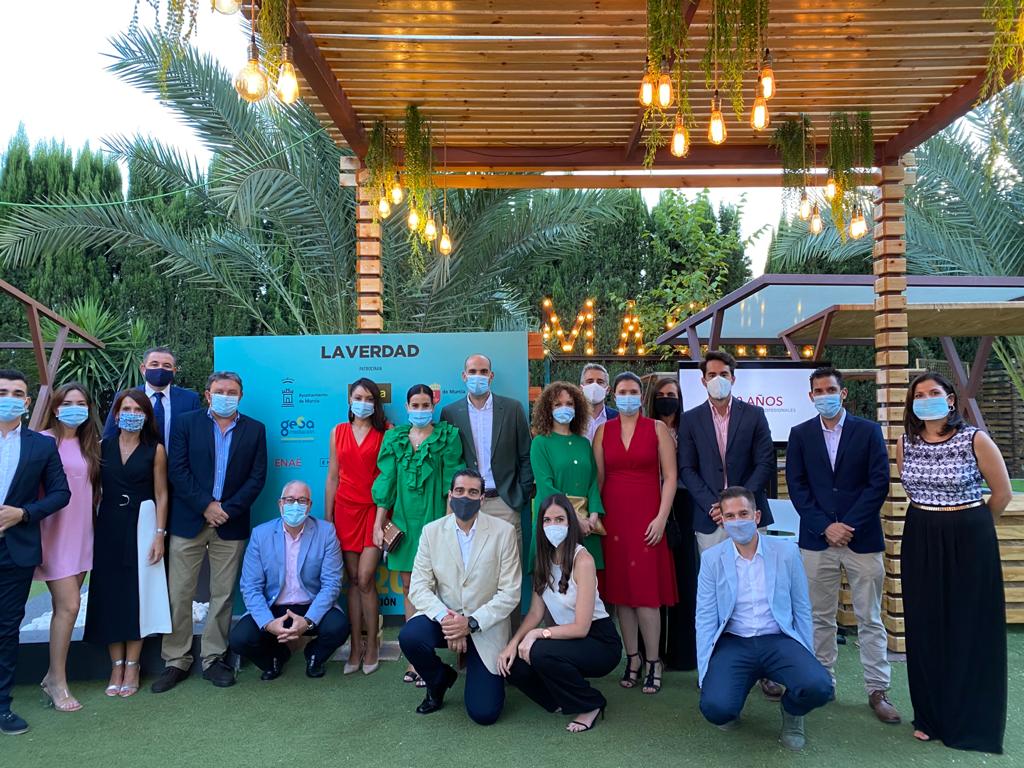 GesaSeguros's tweet photo. Una amplia representación de #GesaMediacion con su director general @marianogesa71 asiste a la #GalaXIIPremiosWeb de @laverdad_es. Apoyamos la innovación y somos patrocinadores.
 🔝👍 https://t.co/MZfdvDe8DT