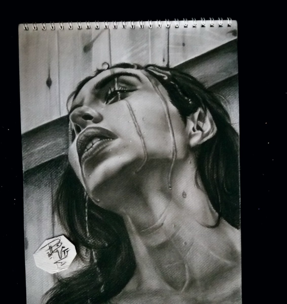 mohanedaltijani's tweet photo. @blacktulipgro شغلي المتواضع ان شاء الله يعجبكم ❤️
رسم باقلام الفحم والرصاص https://t.co/Ge5fHoJByA