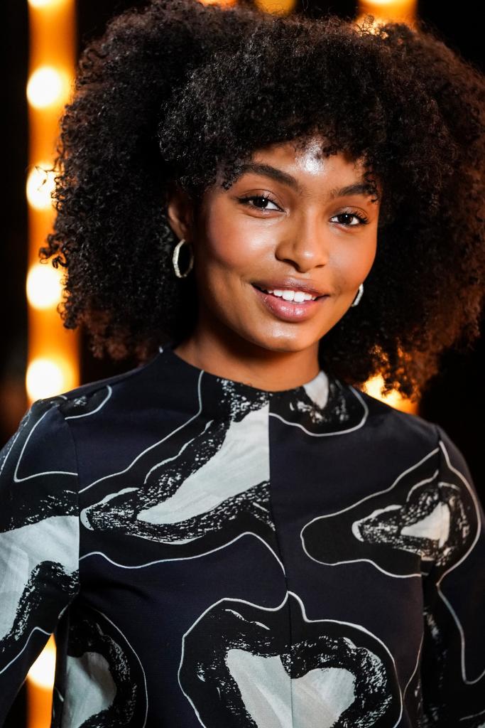 grownish's tweet image. tonight our girl @YaraShahidi joins her tv dad @anthonyanderson on @TellTruthABC at 10/9c on @ABCNetwork. #totellthetruth